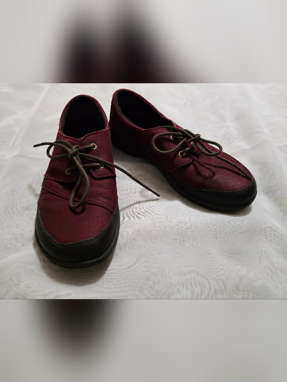 Merrell Dassie Burgundy Red Leather Low Top Hiking Sneakers Outdoors